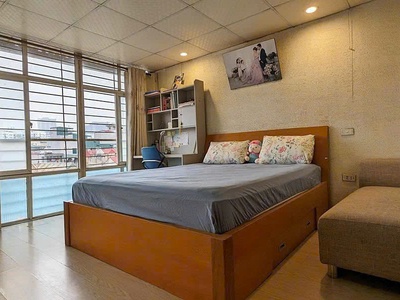 Chính chủ bán chung cư mini, căn penhouse 83m2, có 3 phòng ngủ, 1 nhà vs, duplex 3 tầng 1