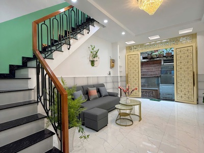 Nhà 2 tầng mới hẻm 337 đường ba đình p. chánh hưng. giá 4tỷ130 bớt lộc 2