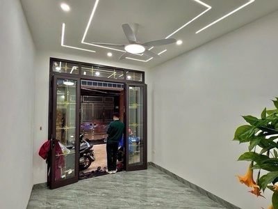 Nhà đẹp chính chủ - giá tốt - vị trí đẹp tại tt quận đống đa, tphn 2