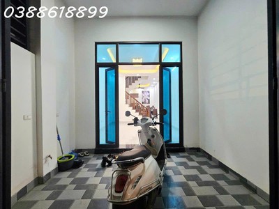Bán nhà trường chinh 50mx4t - lô góc - ô tô nhỏ đỗ cửa - thông kinh doanh 0
