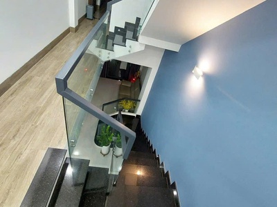 Mặt tiền hẻm 12m - thành thái - quận 10 - 4 tầng - 66m2 - 16 tỷ 2