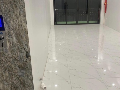 Cho thuê văn phòng từ tầng 1 - 4 04 tầng tại toà nhà số 281 phương mai 62m /tầng thang máy 0