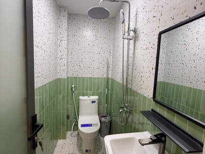 Nhà 2 tầng mới hẻm 337 đường ba đình p. chánh hưng. giá 4tỷ130 bớt lộc 4