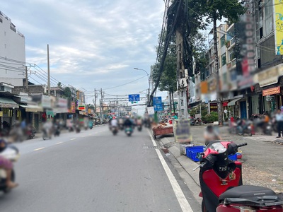 Cho thuê nhà 5 tầng mặt tiền ql50 ngay ngã tư tạ quang bửu p5q8 4