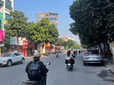 Chính chủ cần bán nhà 3 tầng mặt phố ngô xuân quảng   gia lâm 0