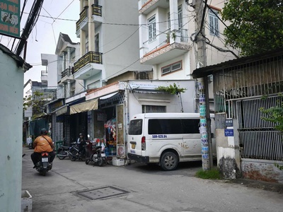 Bán gấp nhà hxh huỳnh thị hai   ngang 5m nở hậu   92m  chỉ có 1 căn 1