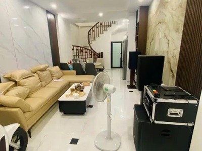 Bán gấp nhà hoàng như tiếp 45m2, 5t, ô tô đỗ cổng - giá chỉ 11.x tỷ 1