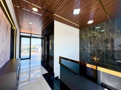 Nhà đẹp giá tốt tặng full nội thất - tân quy - quận 7 . ngang 7m dọn vào ở ngay 0