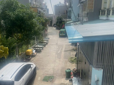 Mua ở vip   xe hơi ngủ trong nhà   huỳnh thị hai q12 chỉ 4.5 tỷ 4