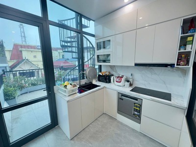 Vip tây hồ phố lạc long quân 30m 6t giá 25 tỷ thang máy ngõ ô tô tránh- vỉ hè- kinh doanh  gay gần 4