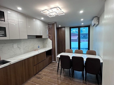 Hiếm- bán nhà đẹp nguyễn văn cừ -ô tô- dân xây- ngõ nông- 45m 5 tầng full nội thất xịn- nhỉnh 12 tỷ 1