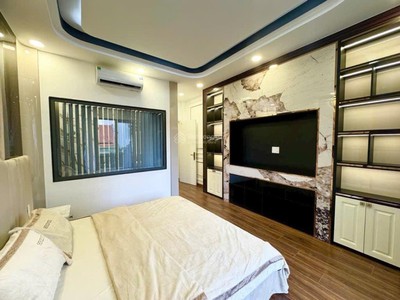 Nhà đẹp giá tốt tặng full nội thất - tân quy - quận 7 . ngang 7m dọn vào ở ngay 4