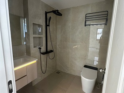 Cho thuê văn phòng tại trần hưng đạo , cạnh monarchy , gần cầu rồng, cầu sông hàn , 98m2, giá tốt 4