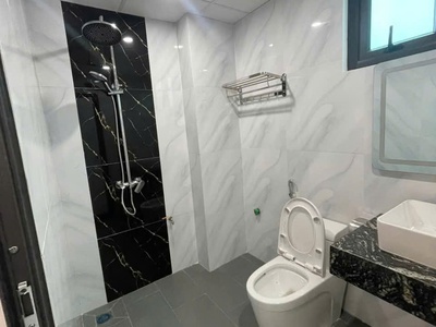 Nhà mới 6 tầng thang máy - gara ô tô - ngay ngã tư quốc bảo - thanh trì 1