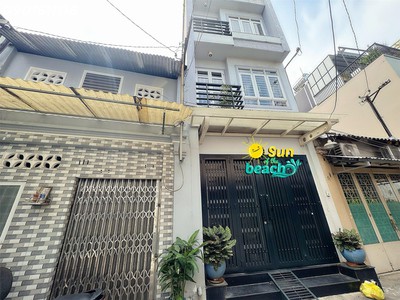 Bán nhà 2 tầng mặt tiền đ. phan tôn, quận 1 - dt 4m 15m - duy nhất nhà bán - liên hệ giang 0
