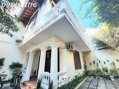 Bán siêu biệt thự đẳng cấp đ. trần quốc thảo, quận 3 - dt 16m 20m   liên hệ giang giang: 0