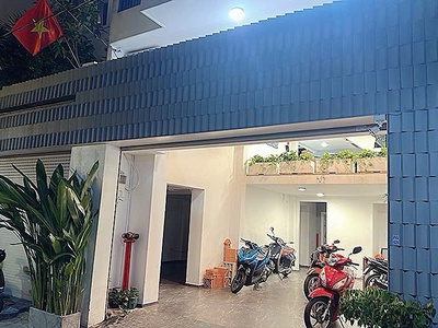 Bán tòa nhà 6 tầng - xe hơi ngủ trong nhà đ.lê văn sỹ, quận 3 - ngang đẹp 8m 15m  lh giang giang: 2