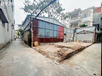  bán đất thượng thanh   50m    mặt tiền 4,2m   ô tô vào tận đất   giá 8,x tỷ  1