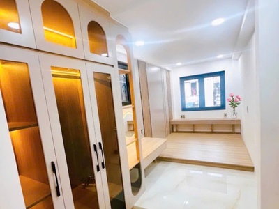 Nhà lô góc mặt tiền hòa hưng quận 10 2.3 x 11 m 3 tầng - 6.5 tỷ 3