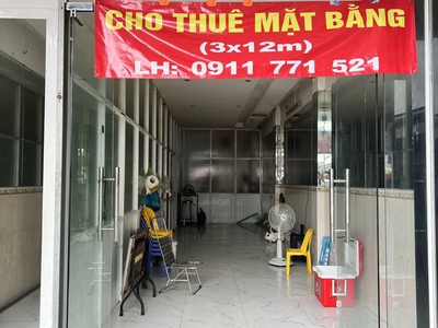 Giá tốt: cho thuê mặt bằng kd mặt tiền dt: 33,6m2-ngay chợ hòa bình 63 bùi hữu nghĩa, p.5, q.5, 0