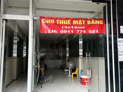 Giá tốt: cho thuê mặt bằng kd mặt tiền dt: 33,6m2-ngay chợ hòa bình 63 bùi hữu nghĩa, p.5, q.5, 1