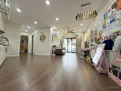 Chốt trong tháng giêng   vừa có nhà mới, vừa có điện thoại xịn   quá đã luôn ace ơi 2