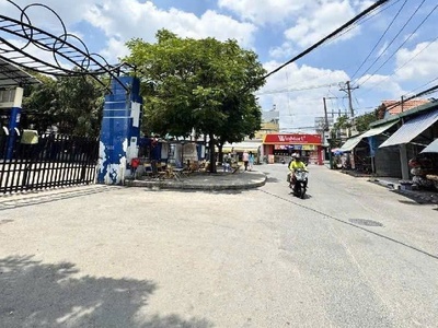 Ngộp . bán dãy trọ 260m nhỉnh 6 tỷ . hxh. dòng tiền 250tr/n tr tâm hành chính dĩ an 1