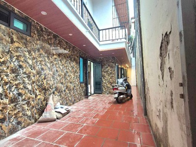 4.35 tỷ bán nhà thanh lân 3 tầng long lanh ở ngay hoàng mai 0