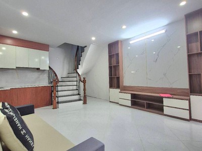 4.35 tỷ bán nhà thanh lân 3 tầng long lanh ở ngay hoàng mai 1