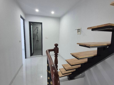 4.35 tỷ bán nhà thanh lân 3 tầng long lanh ở ngay hoàng mai 2