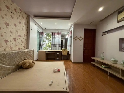 Hiếm nhà 5 tầng mặt phố Lý Thường Kiệt, 47m2, mặt tiền 4.7m, vị trí đẹp, giá 18 tỷ 2