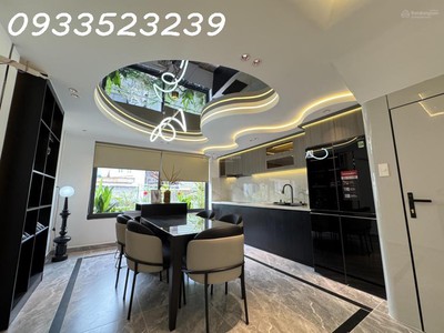 Bán nhà ngang hiếm - đậu được 2 con xe hơi - 5 tầng lầu - khu phân lô đồng bộ - đón đầu kênh tham 2