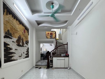 Bán nhà kim giang, hoàng mai, ô tô, kinh doanh, 3 thoáng, 37m2, 8.6 tỷ ctl 0