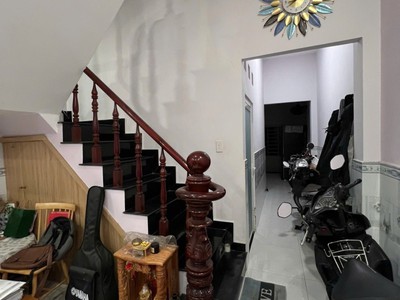 Bán nhà 2 tầng hiệp thành 13 quận 12 68m2 -- 4 tỷ 390. 1