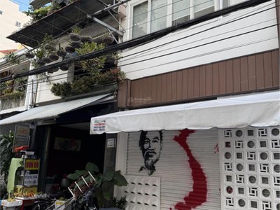 Chỉ 4,6 tỷ sở hữu nhà đường biệt thự khu phố tây nha trang, hẻm ô tô 7met cách biển 200met 1