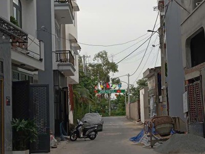 Bán nhà 1 trệt 1 lửng 3 lầu 4,11x13m giá 6,3 tỷ đường hiệp thành 51 1