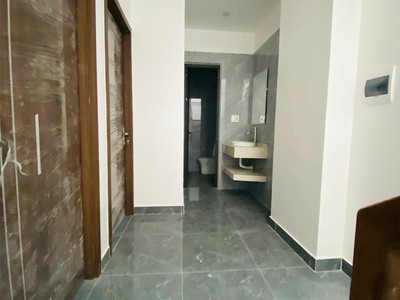 Cần bán nhà 3 tầng, 3 phòng ngủ, 3 vệ sinh 2