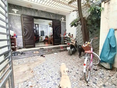 Nhà mặt tiền đào tông nguyên, nhà bè vị trí thuận tiện kinh doanh giá rẻ hiếm chỉ còn 8,9 tỷ 1