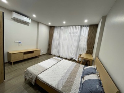 Nhỉnh 12 tỷ, nhà 70m2 hàng xóm vinhomes riverside 4t dân xây, siêu hiếm 3