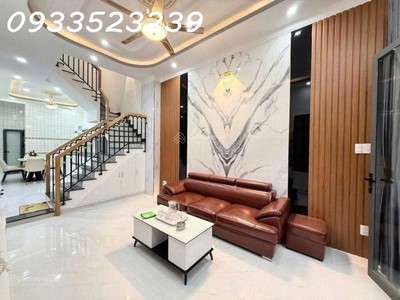 Chính chủ bán nhà 4 tầng  5 x15m  ở đường dương quảng hảm , hẻm 8m , ô tô thông, phù hợp ở, gía chỉ 3