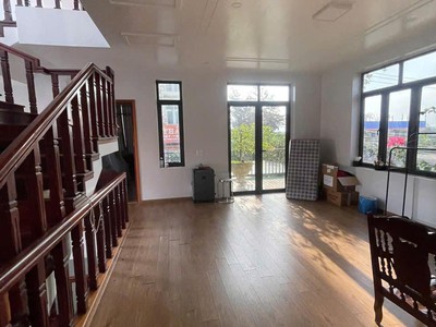 Bán nhà 3 tầng siêu đẹp tại tdp trung bính- phường đồng hới, sẵn hđ cho thuê 13 tháng 2