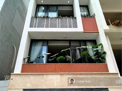 Cần bán gấp nhà hxh dương quảng hàm, gò vấp. 4x16m, 4 tầng giá chỉ hơn 8 tỷ 0