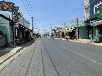 Bán nhà mặt tiền 9x27m giá 26 tỷ đường lý thường kiệt 2