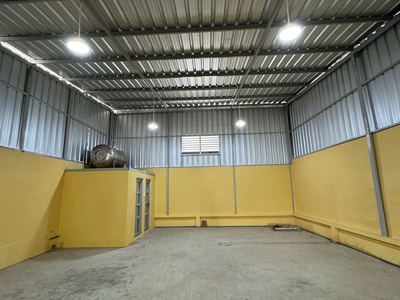 Cho thuê 450m2 kho mt nguyễn cửu phú đối diện đh phạm ngọc thạch 2