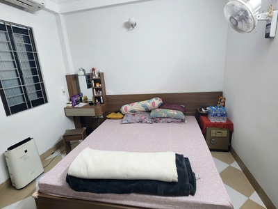 Bán nhà láng hạ 34m2 x 5 tầng x 4m mặt tiền 40m ra mặt phố đống đa hà nội 3