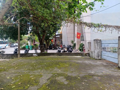 Đất 250m    ngang 10m   chính hữu   cách biển 300m 45 tỷ 2