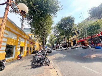 Siêu phẩm kim cương - bán nhà 2 tầng mặt tiền ks đ.nguyễn du, bên nghé, quận 1 - dt 4m 15m - hdt 4