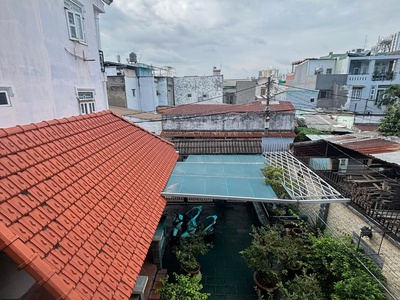 Chủ bán gấp biệt thự hơn 200m2 - f linh tây 3