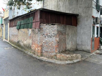 Bán lô góc hoa lâm 40m ngõ thông ô tô tải đỗ cửa view hồ giá 8,4x tỷ 0