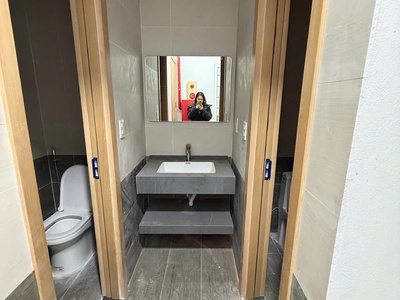 Cho thuê nhà 5 tầng   393 nguyễn khang, cầu giấy , hà nội - thông sàn   giá 135 triệu/tháng 3